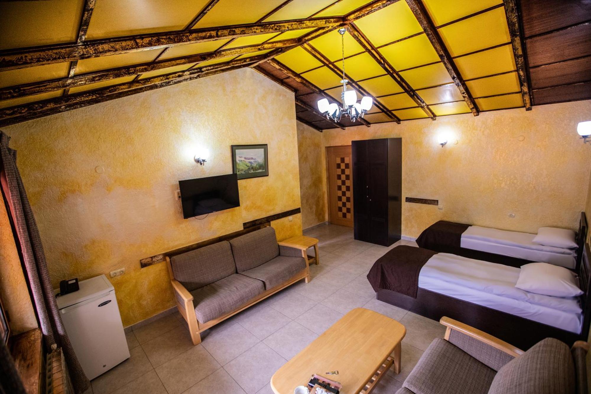 Haghartsin Hotel And Restaurant Dilijan Εξωτερικό φωτογραφία